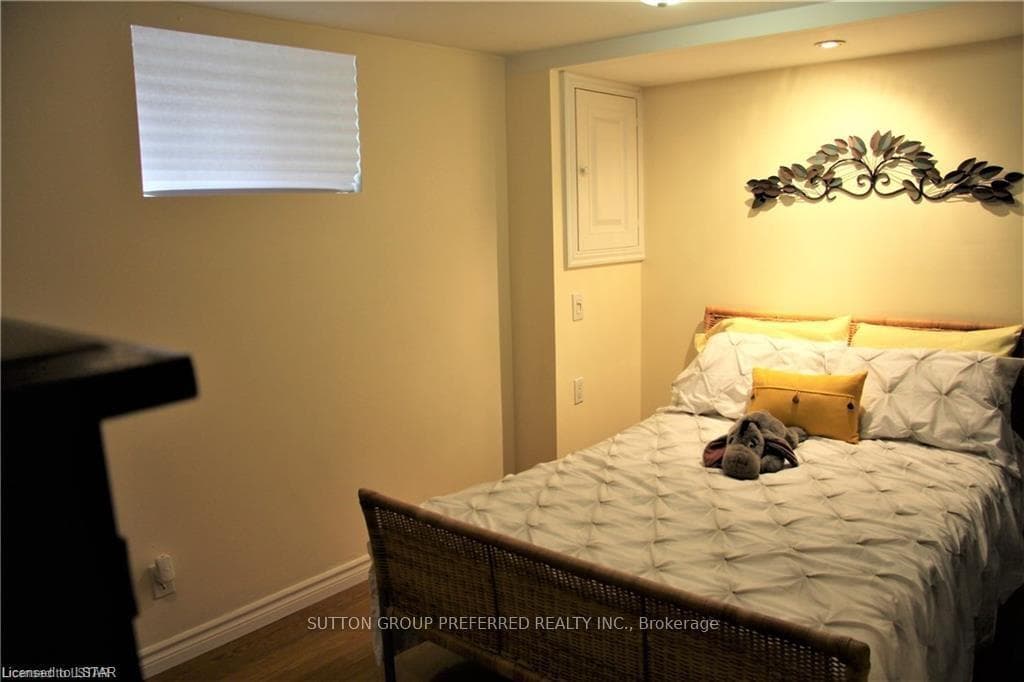 360 Oakland Avenue photo 16