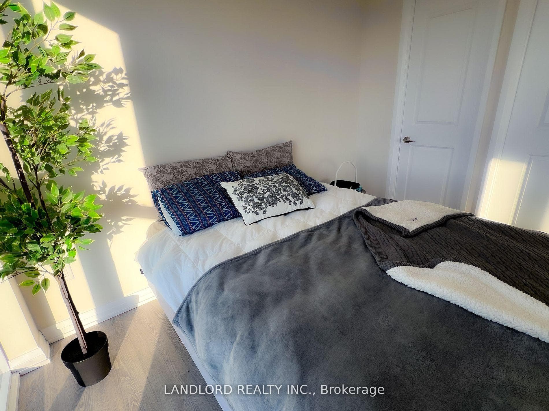 50 Thomas Riley Road Unit 2207 photo 9