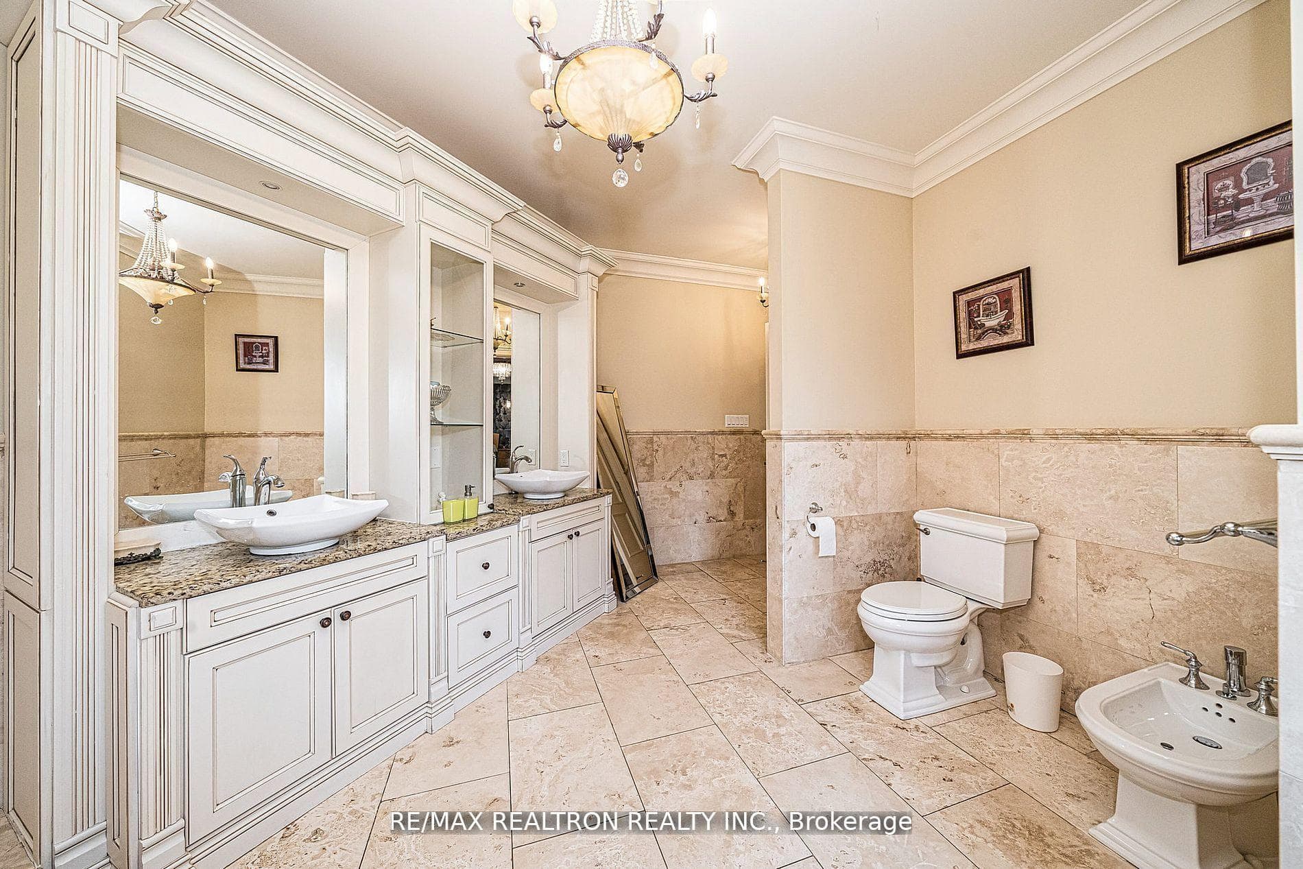 63 Walmer Road photo 21