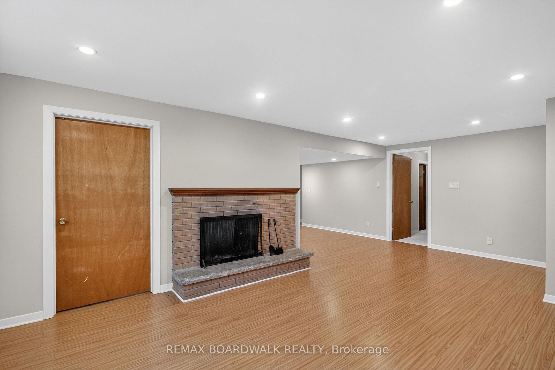 103 Christopher Hamilton Street photo 32