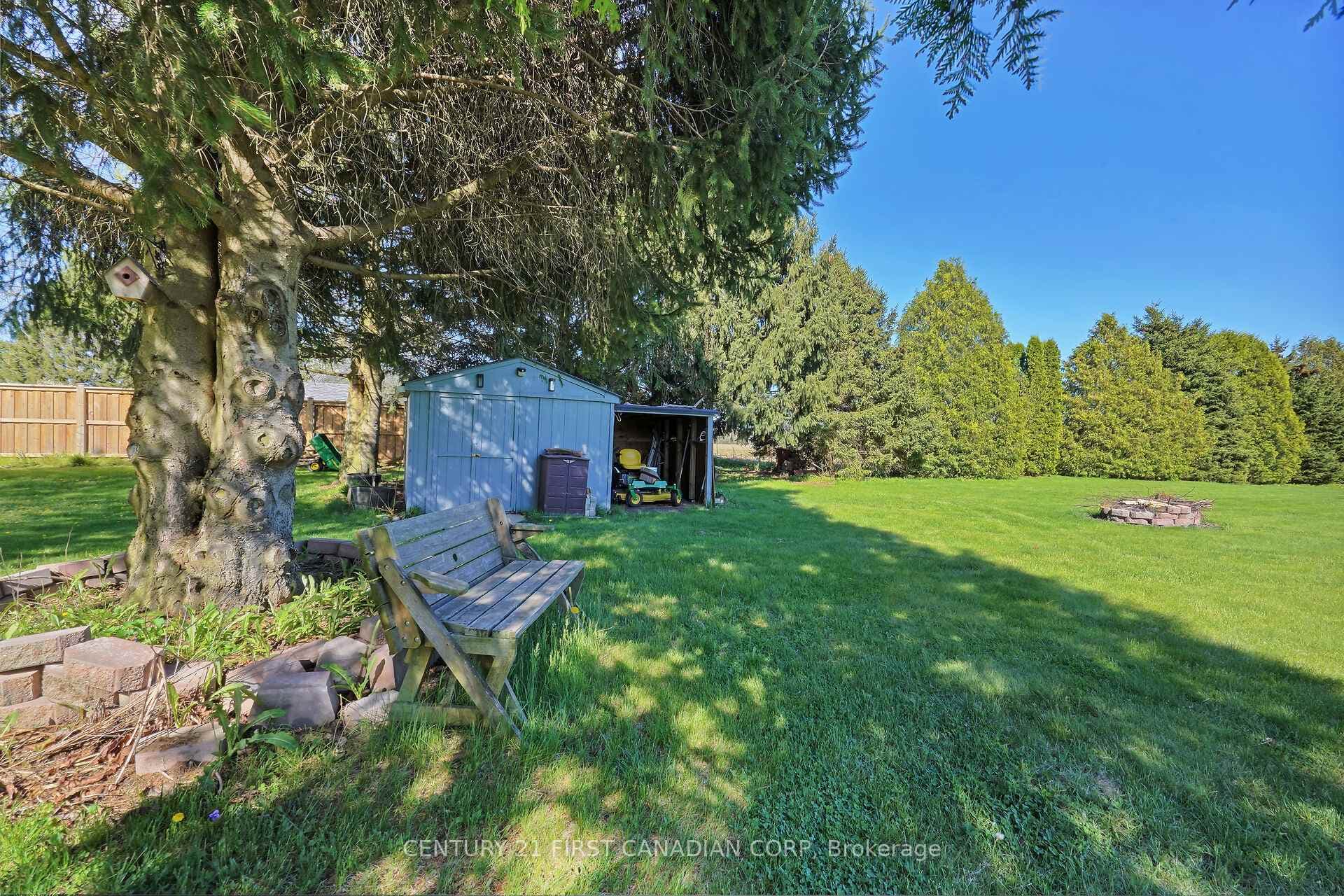 110 QUEEN Street photo 33