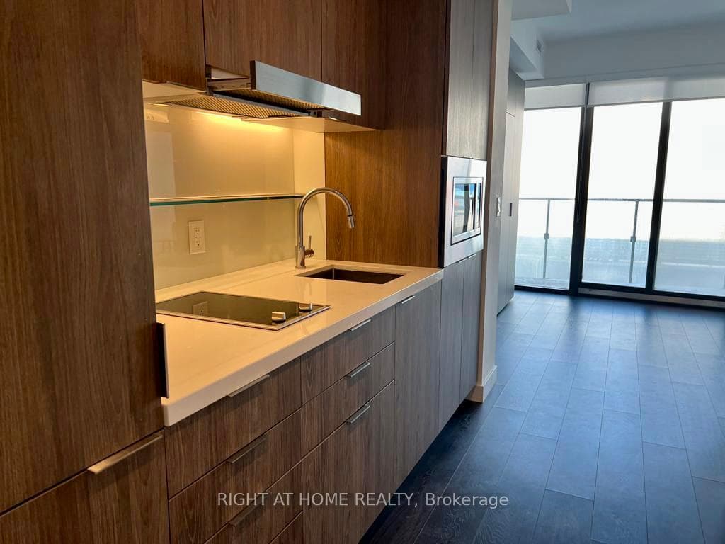 215 Queen Street Unit 2407 photo 3