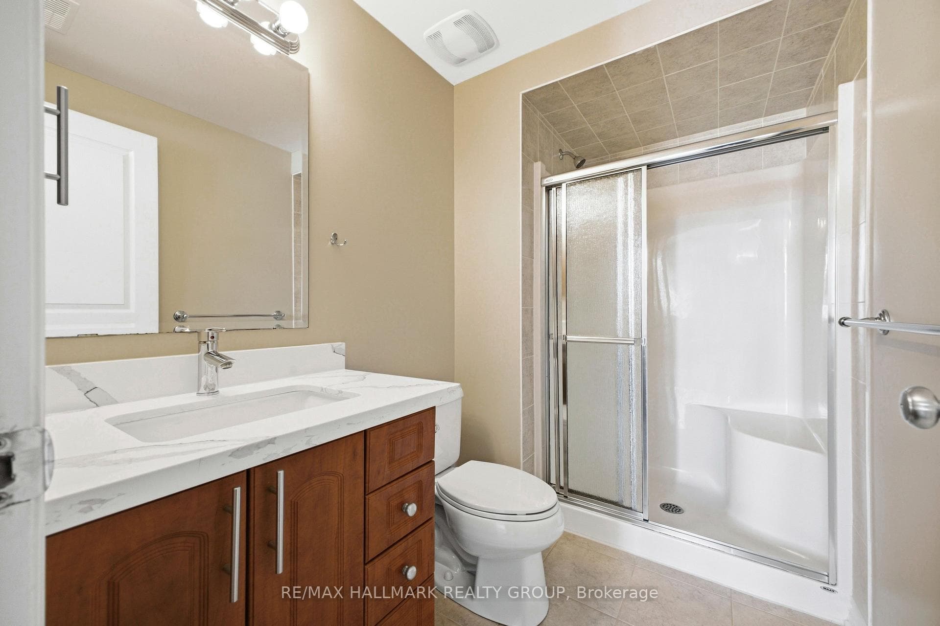 170 Hornchurch Lane Unit C photo 26