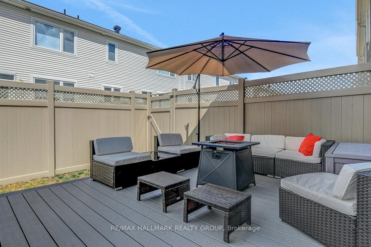 14 Darvoy Mews photo 36