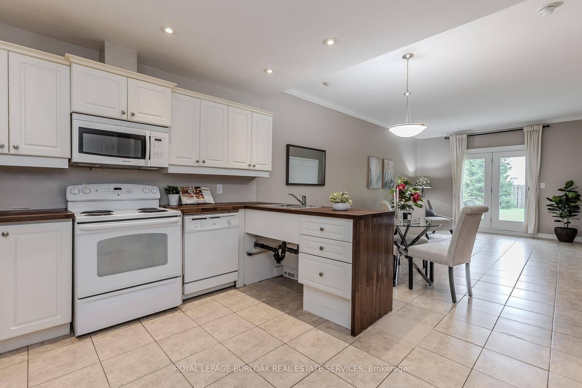 6928 Ailanthus Avenue Unit 104 photo 22