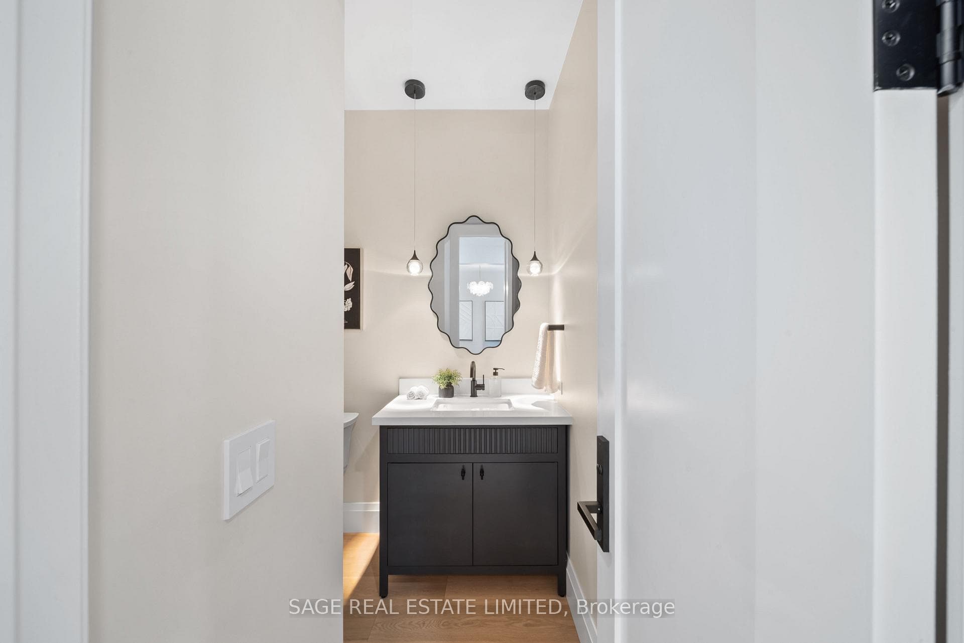 116 Lee Avenue photo 8
