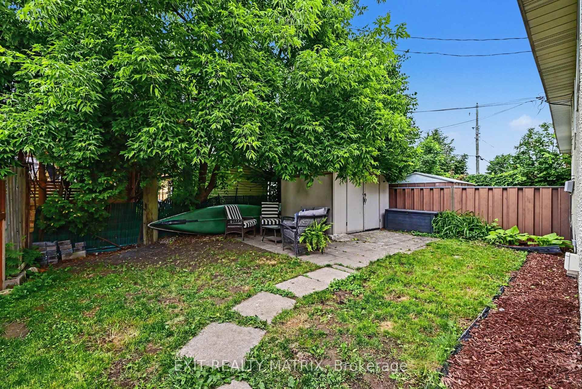 2385 Walkley Road photo 28