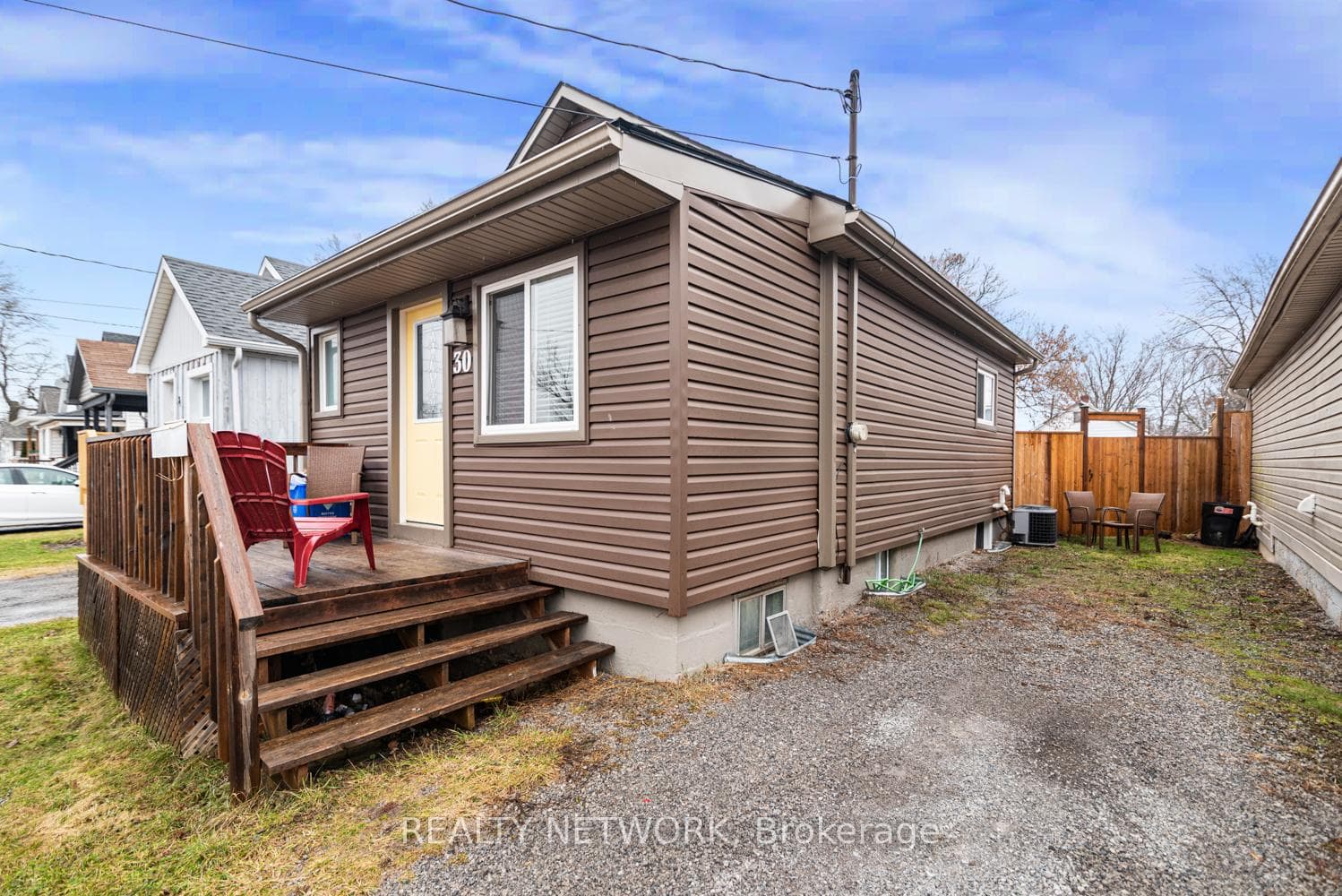 30 Mcalpine Avenue photo 5