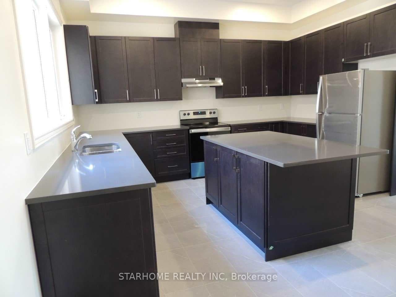 9436 Bayview Avenue Unit Main photo 2