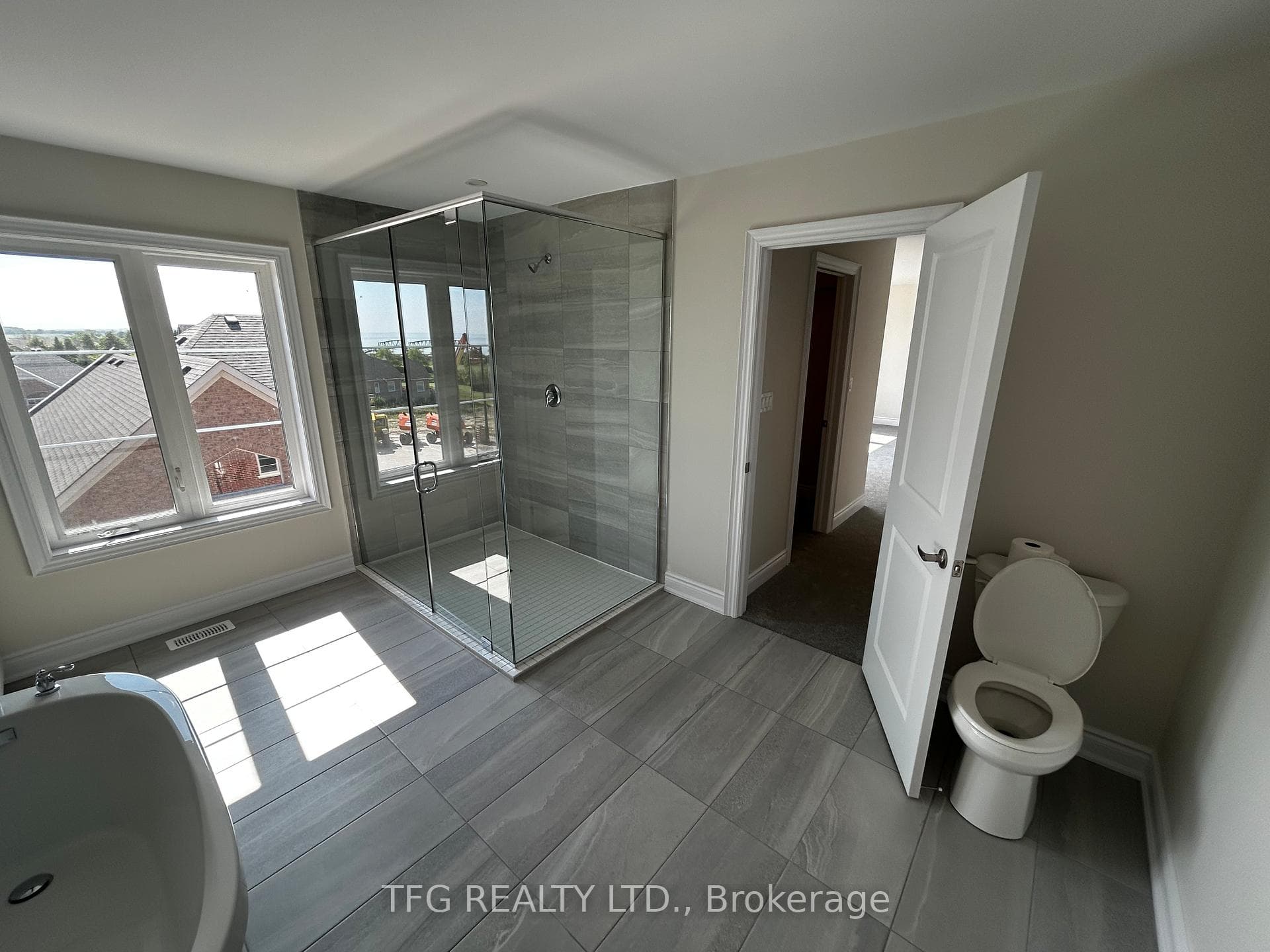 46 Holland Street photo 15