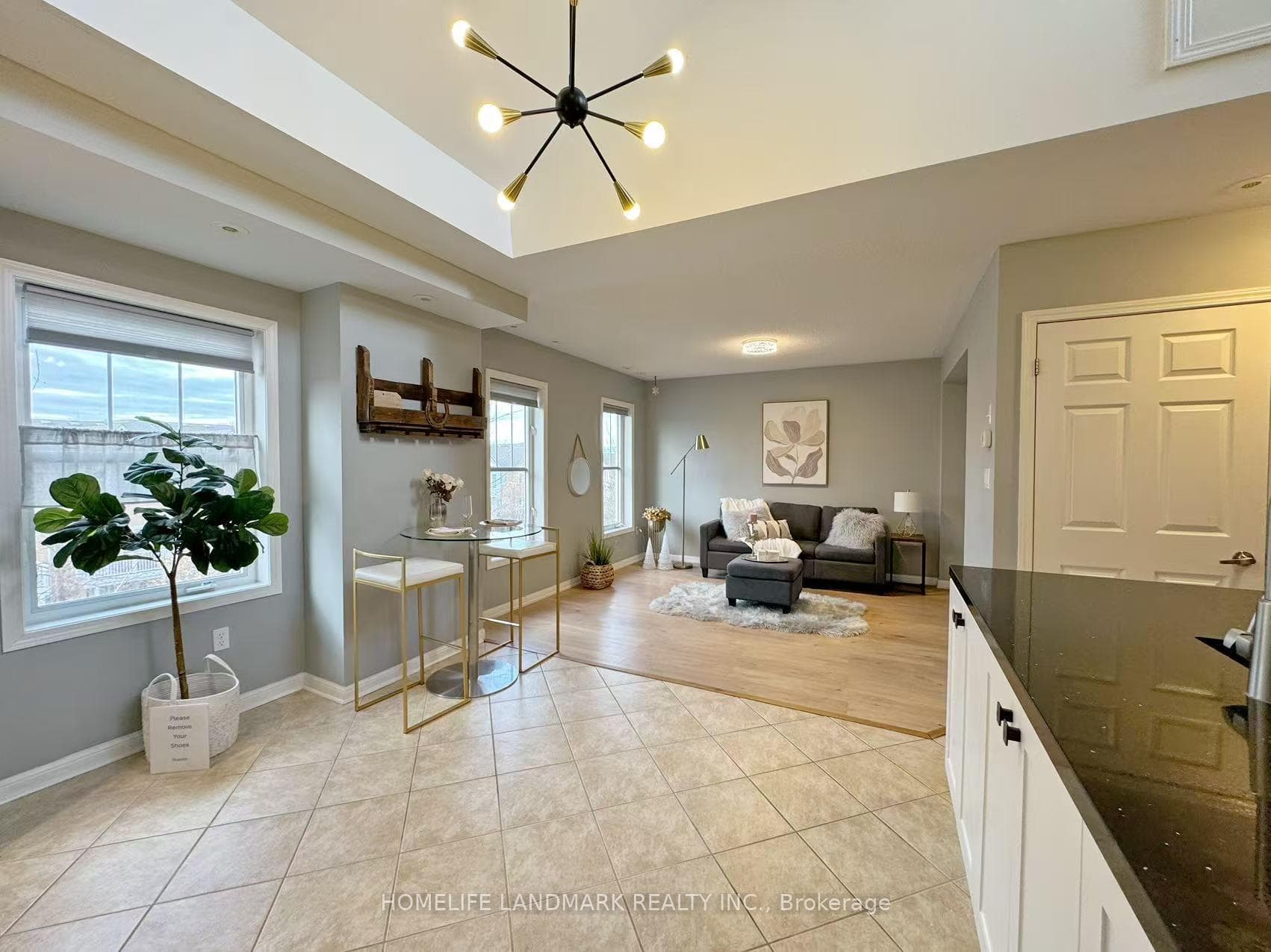 580 Shoreline Drive Unit 6 photo 6