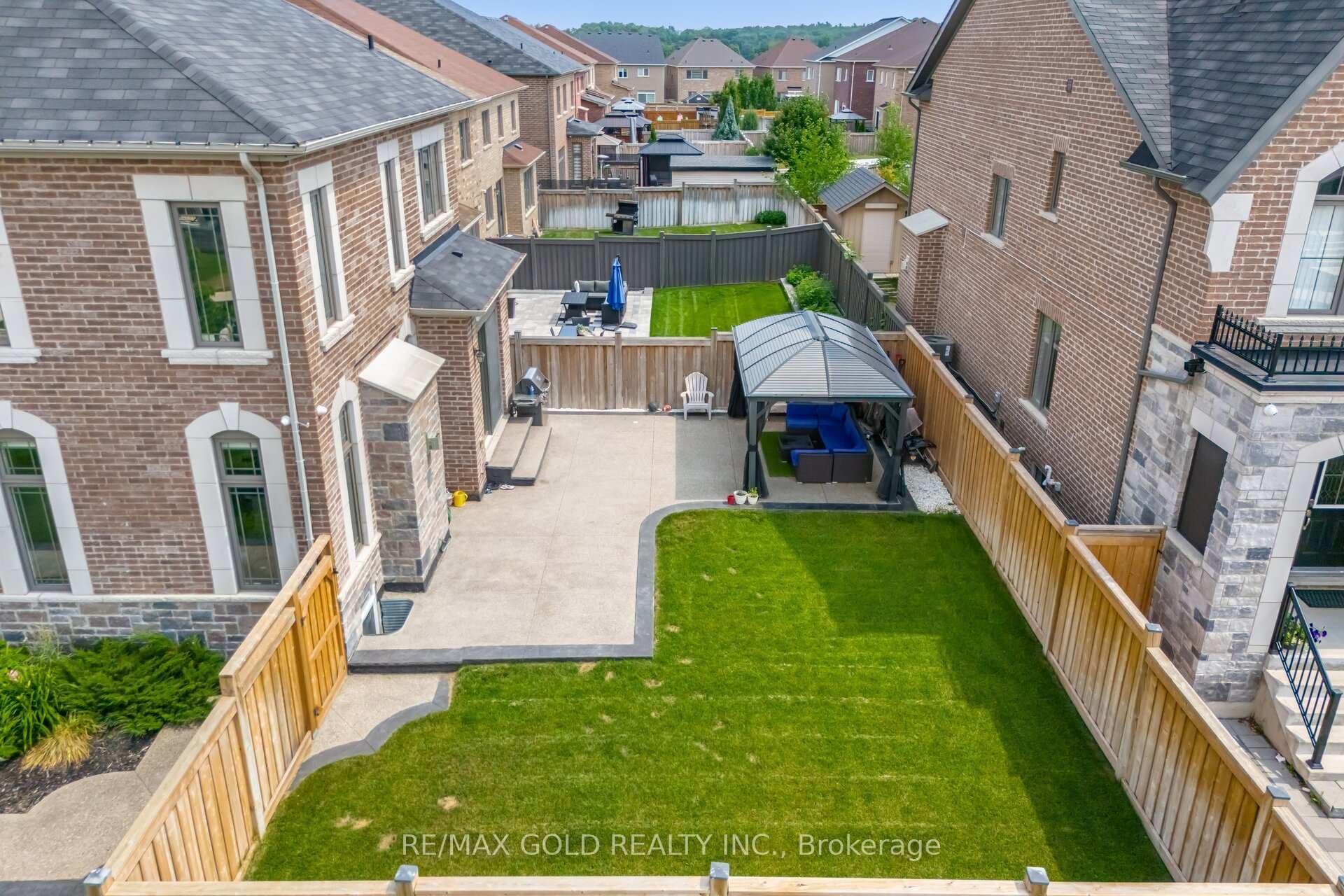 54 Ash Hill Avenue photo 44