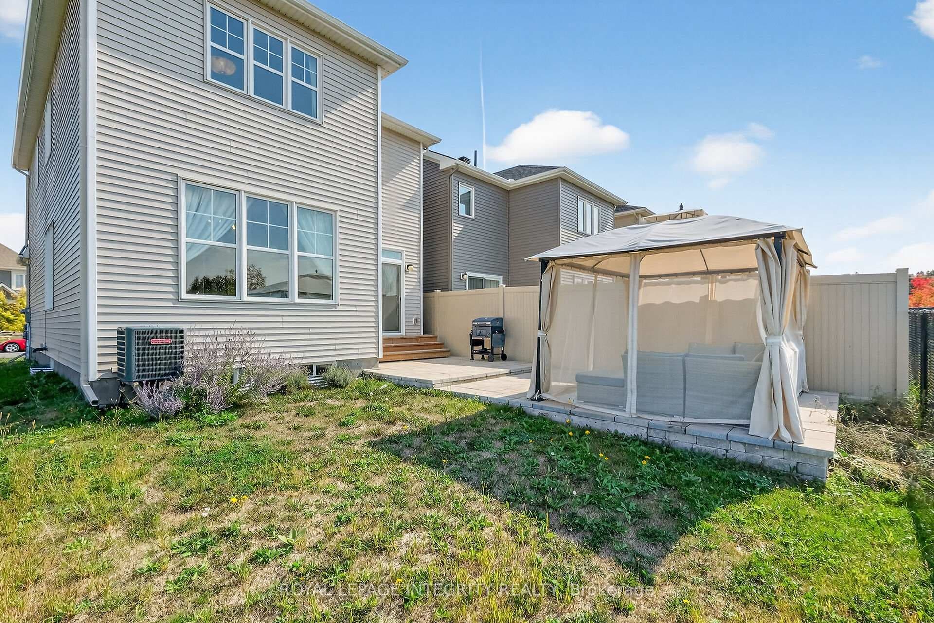 1112 Apolune Street photo 40