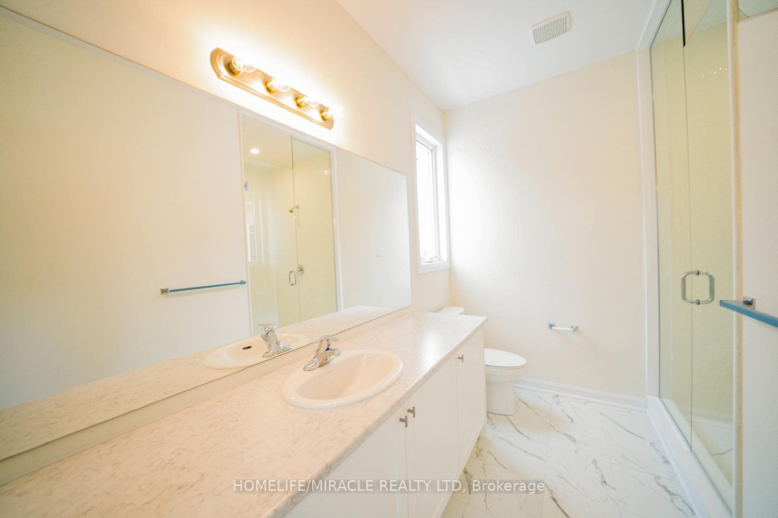 33 Country Club Drive photo 13