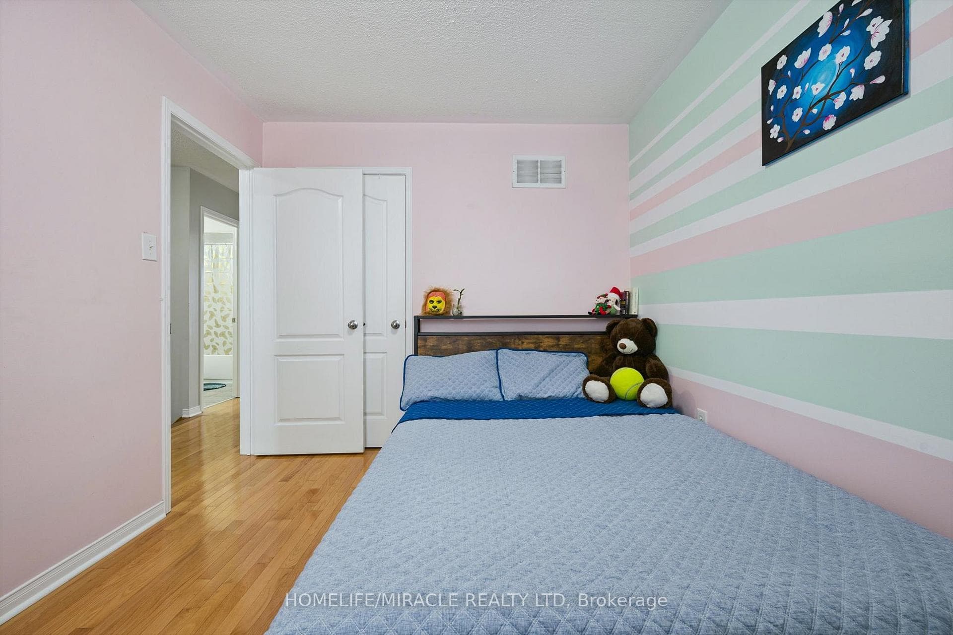 78 Snowberry Crescent photo 22