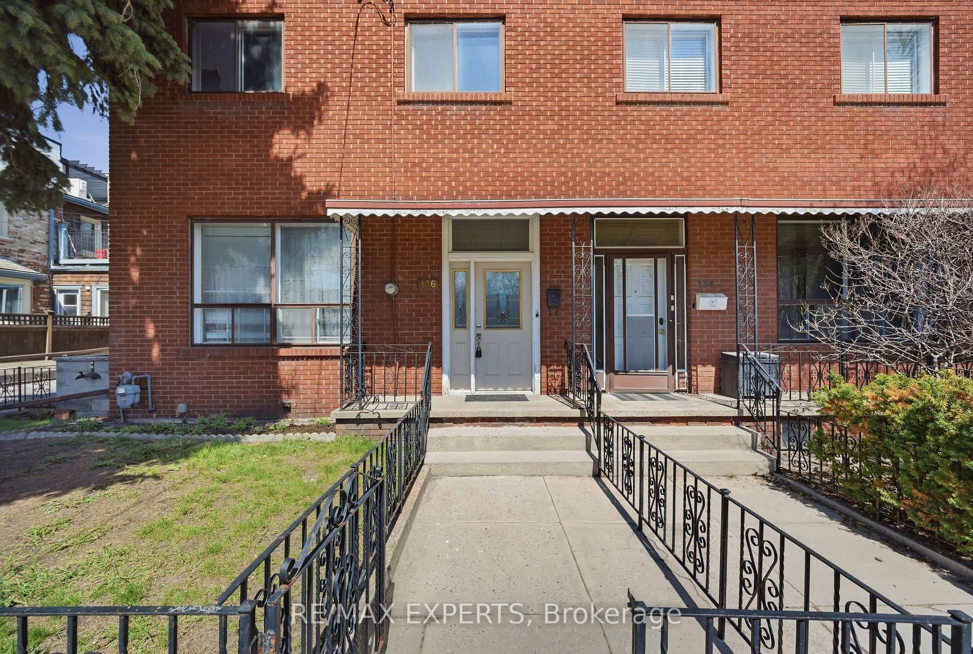 136 Harrison Street photo 1