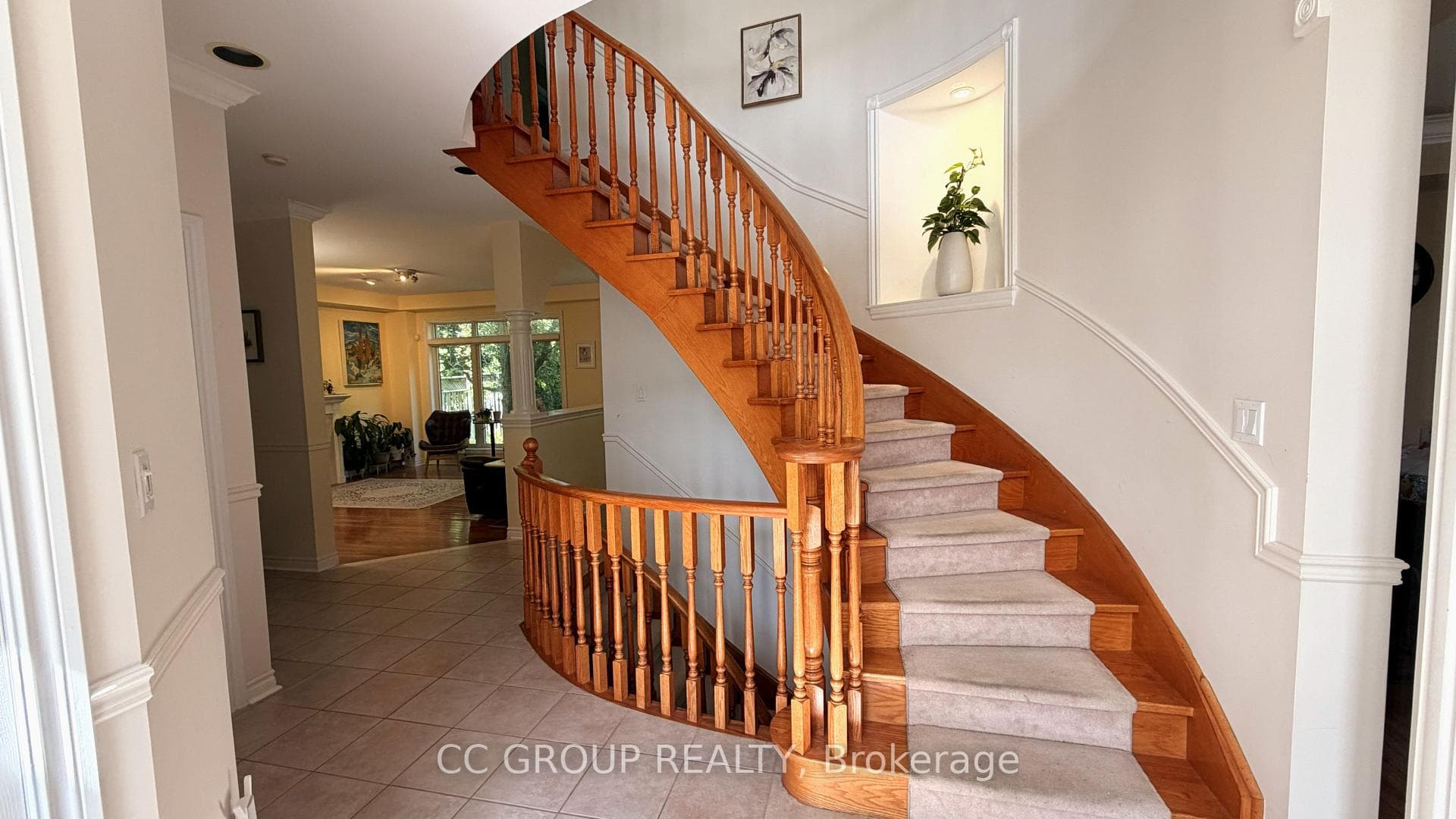 91 Whitburn Street photo 6
