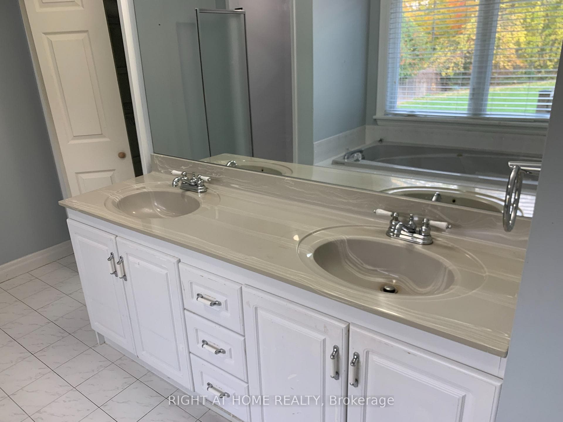565 Wildwood Drive photo 21