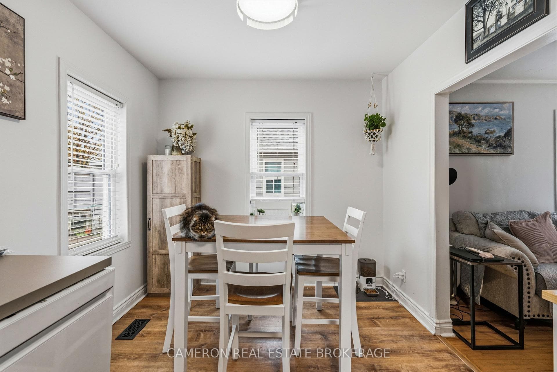 537 Gloucester Street photo 15