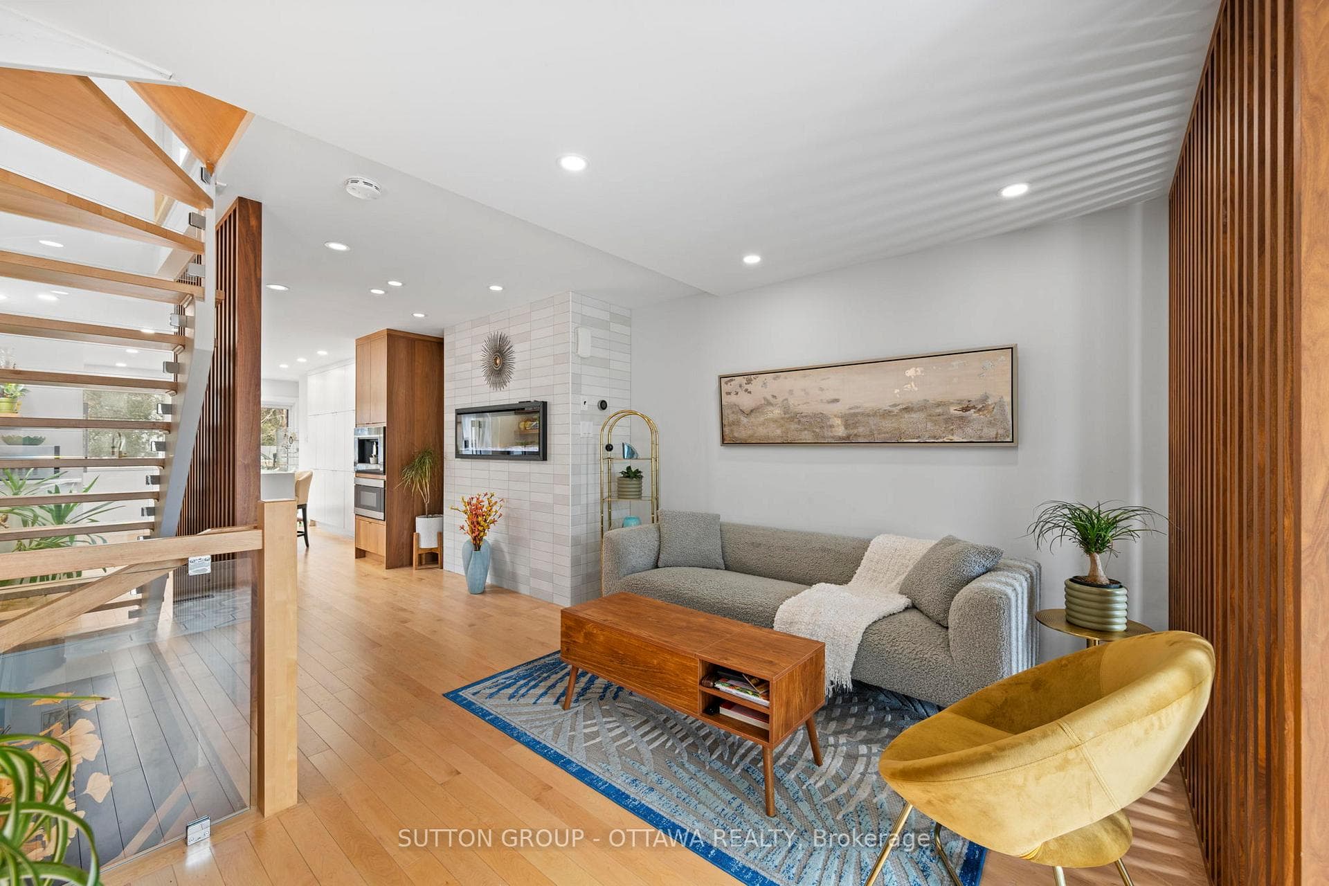 81 Armstrong Street photo 6
