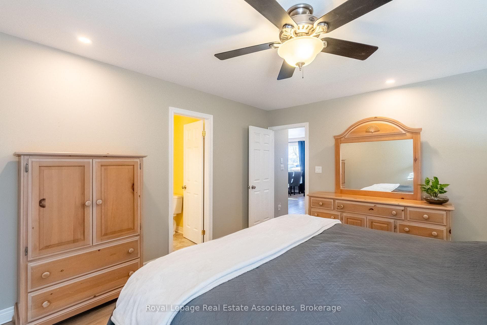 196 Circle Road photo 23