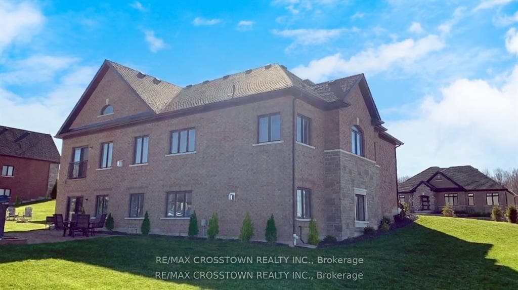 22 Stewart Crescent photo 47