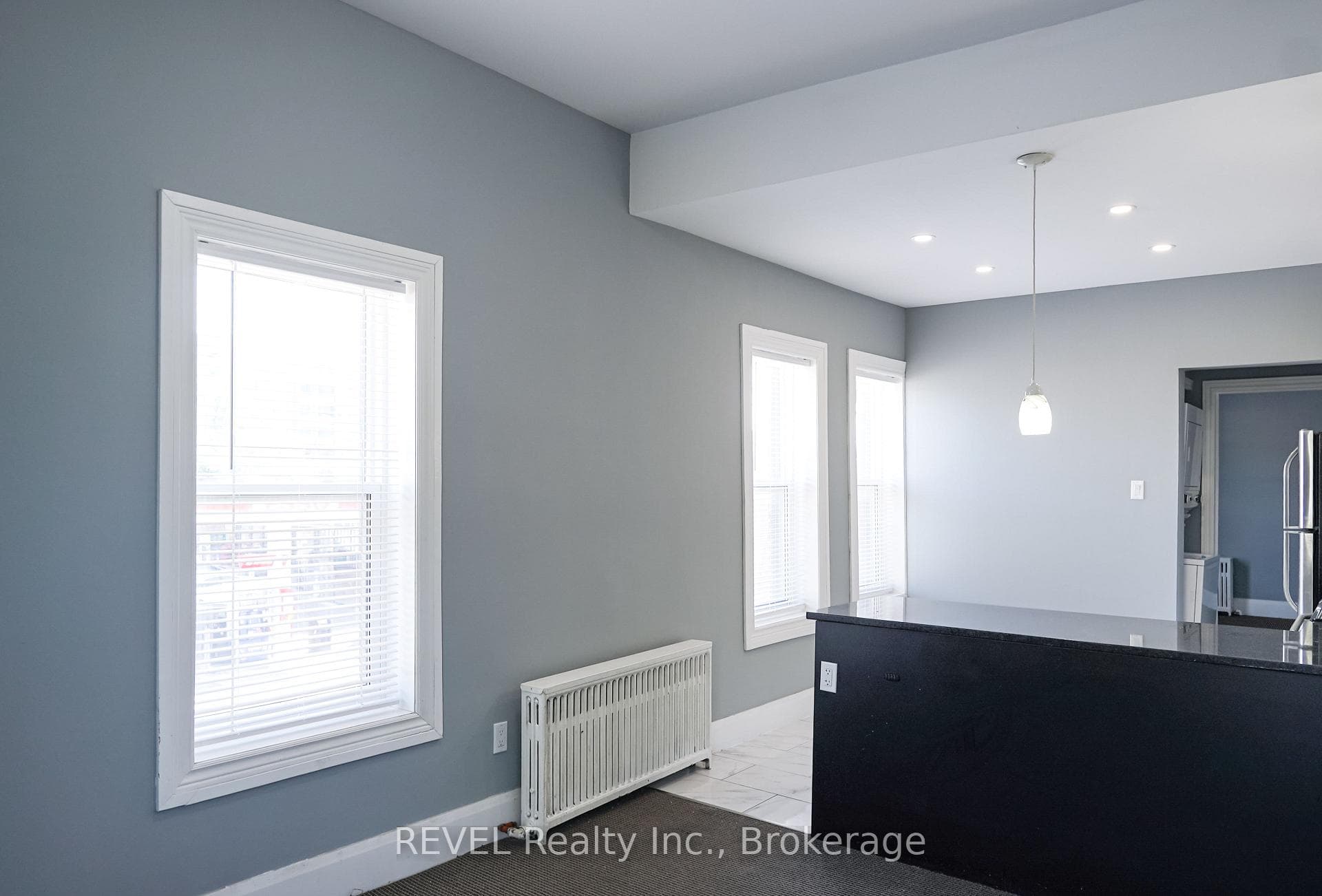 18 Clairmont Street Unit 3 photo 4