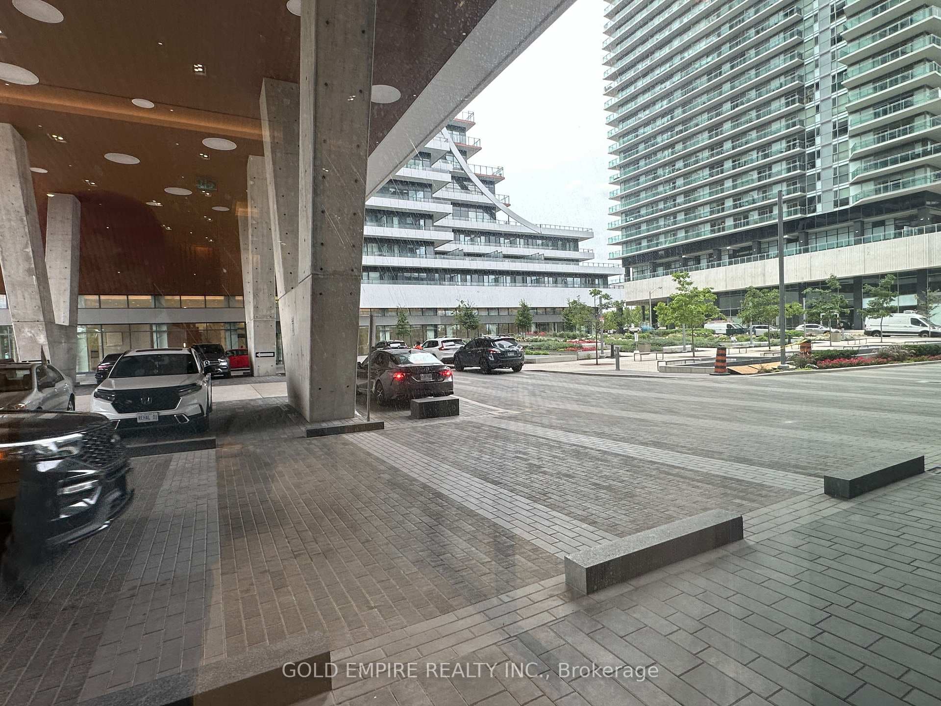 20 Shore Breeze Drive Unit 1603 photo 5