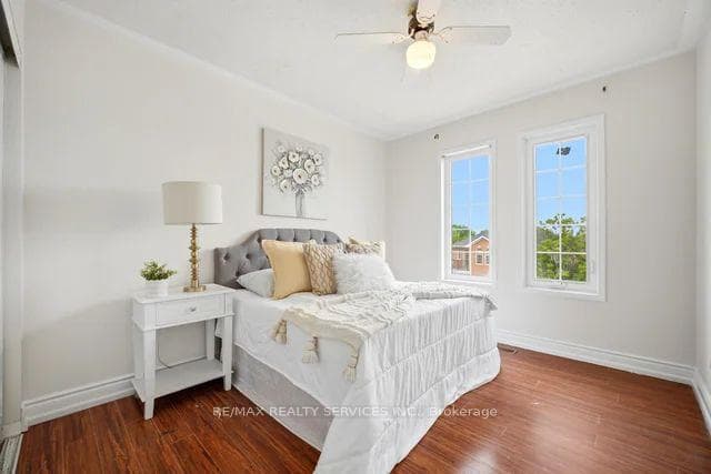75 Wilmont Court photo 24