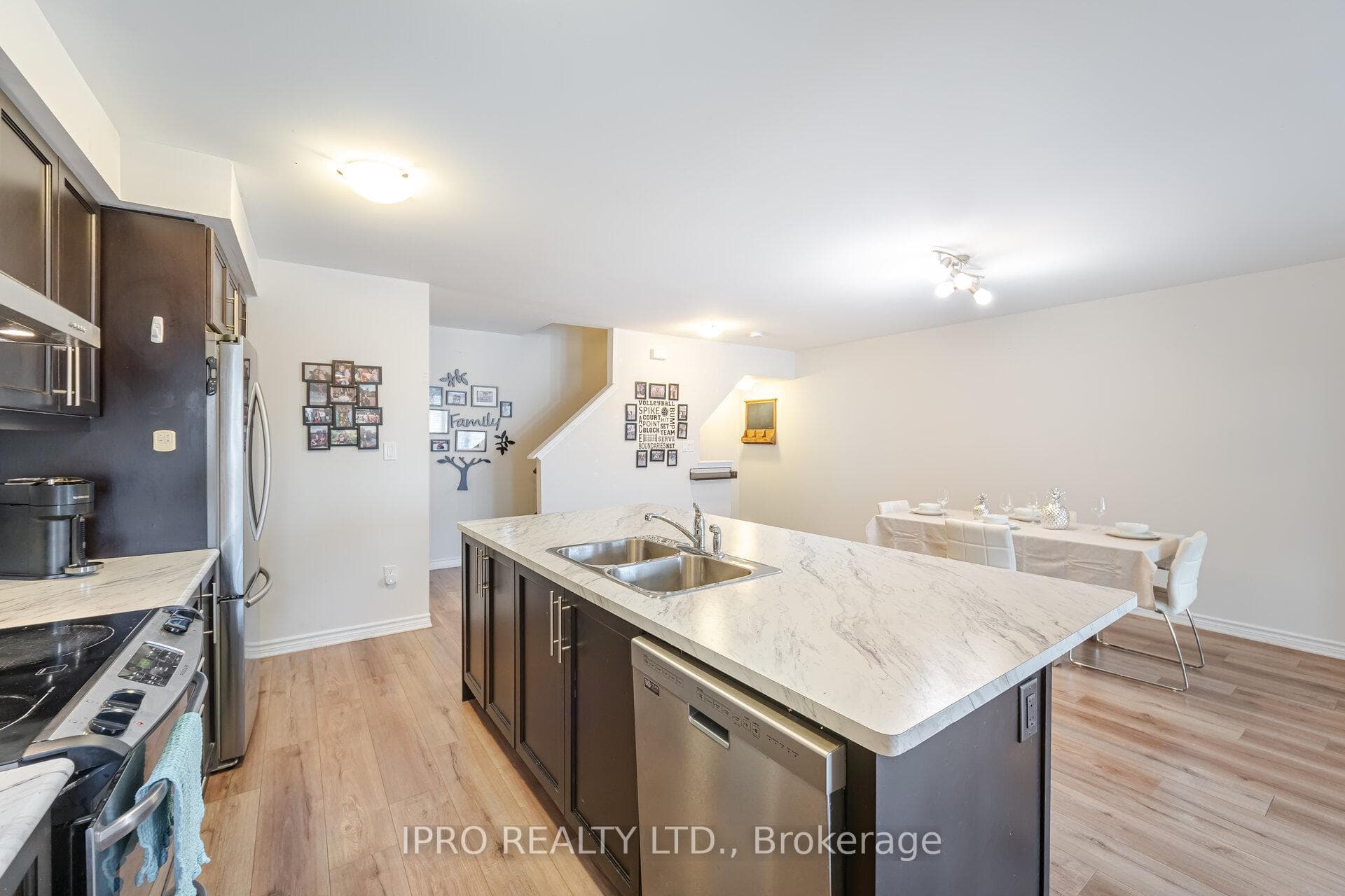 1543 HUSBAND Place photo 10
