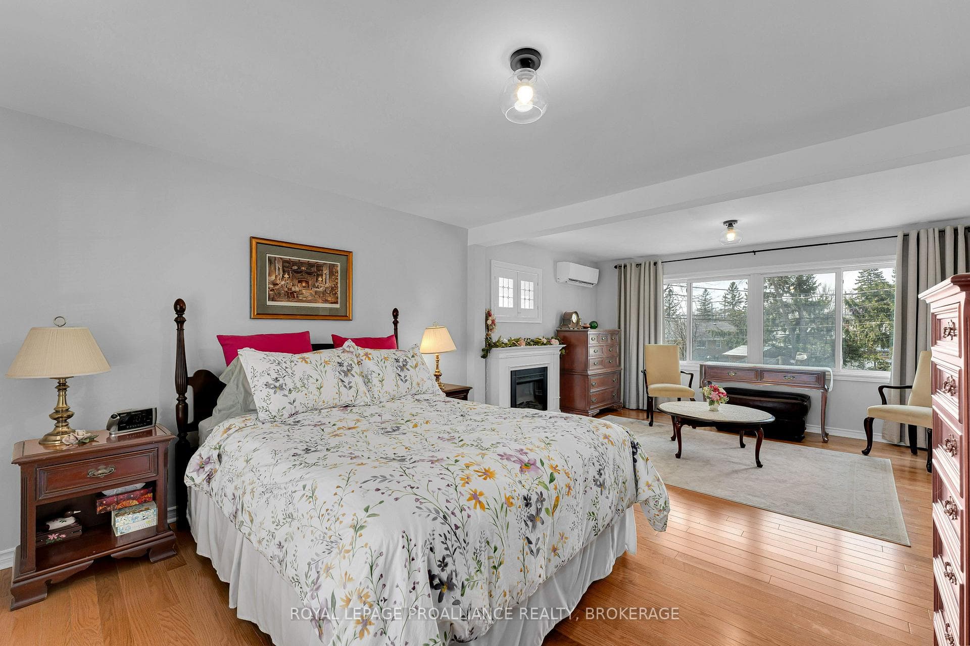 46 Watts Crescent photo 17