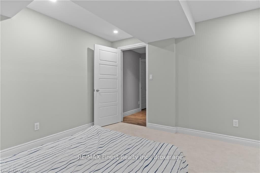 1416 EVERGREEN Drive photo 44