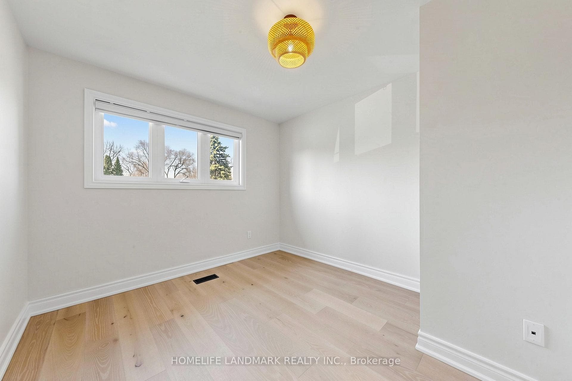 16 Worsley Court photo 20