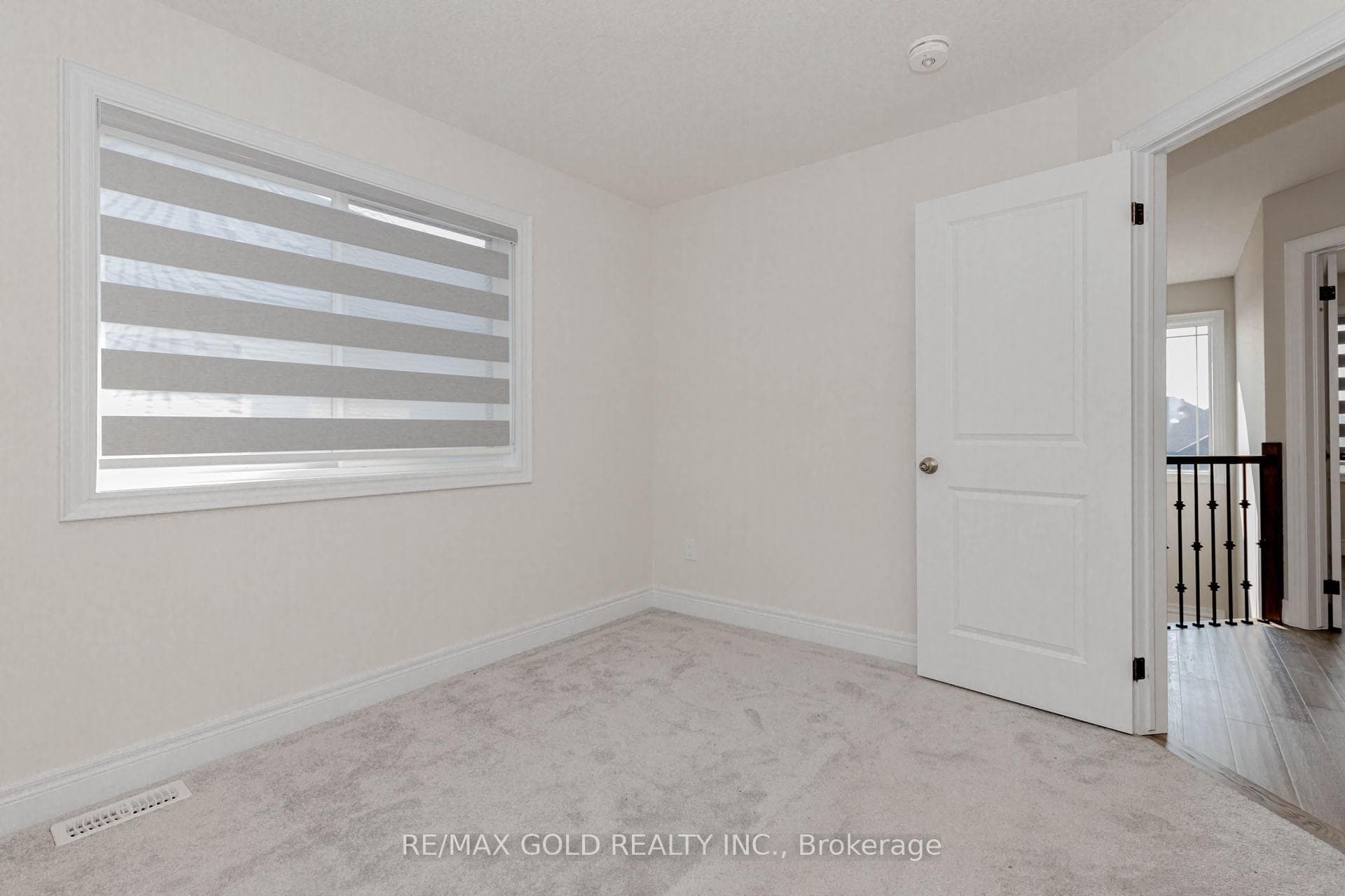 61 Eleanor Avenue Unit Upstairs photo 39