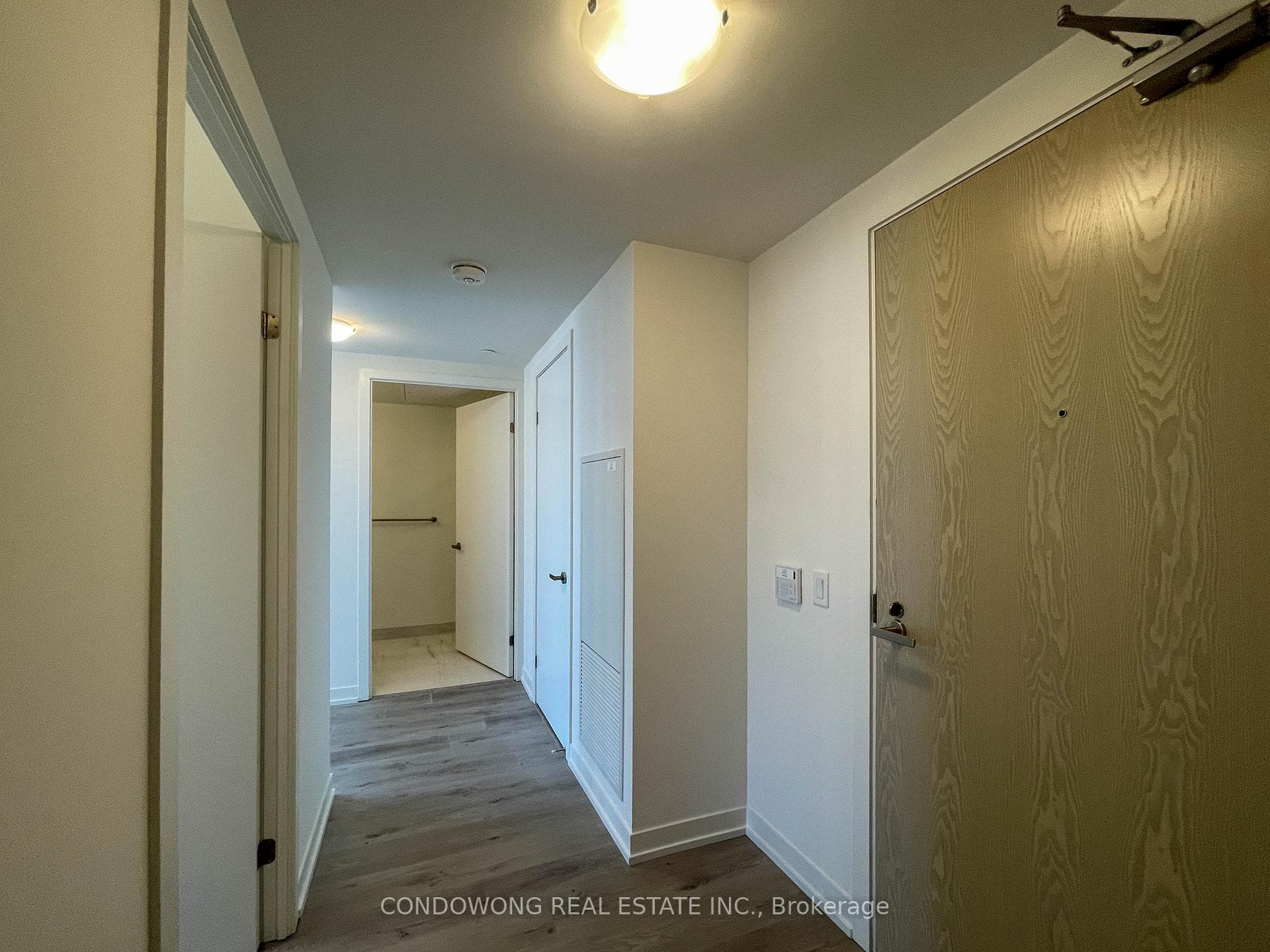 138 Downes Street Unit 5106 photo 19