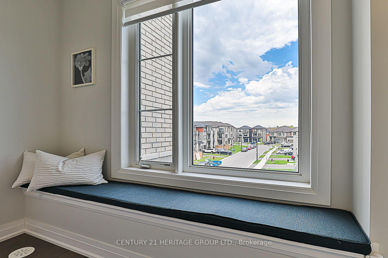 231 Vermont Avenue photo 35