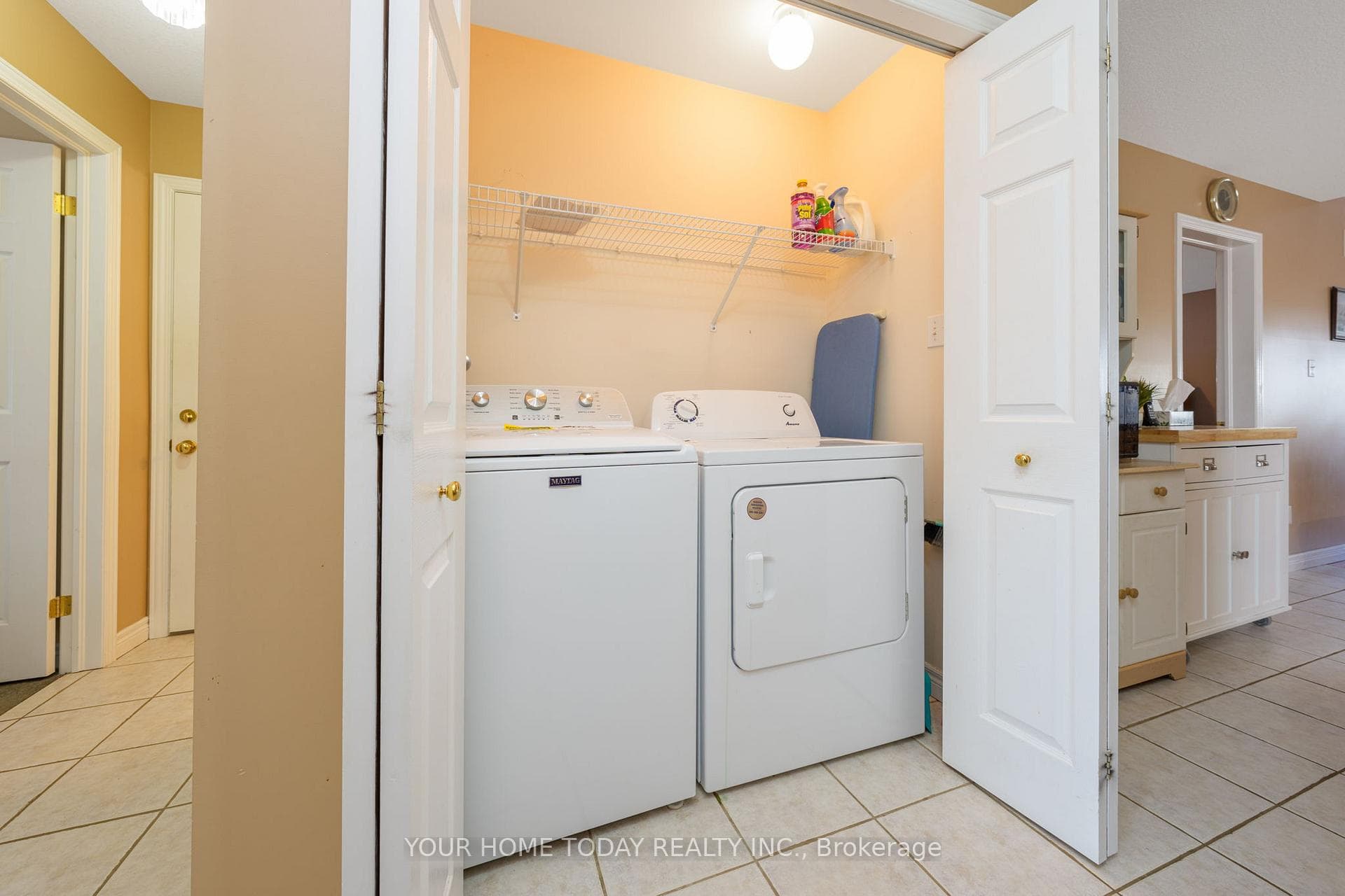 71 Doctor Moore Court photo 23