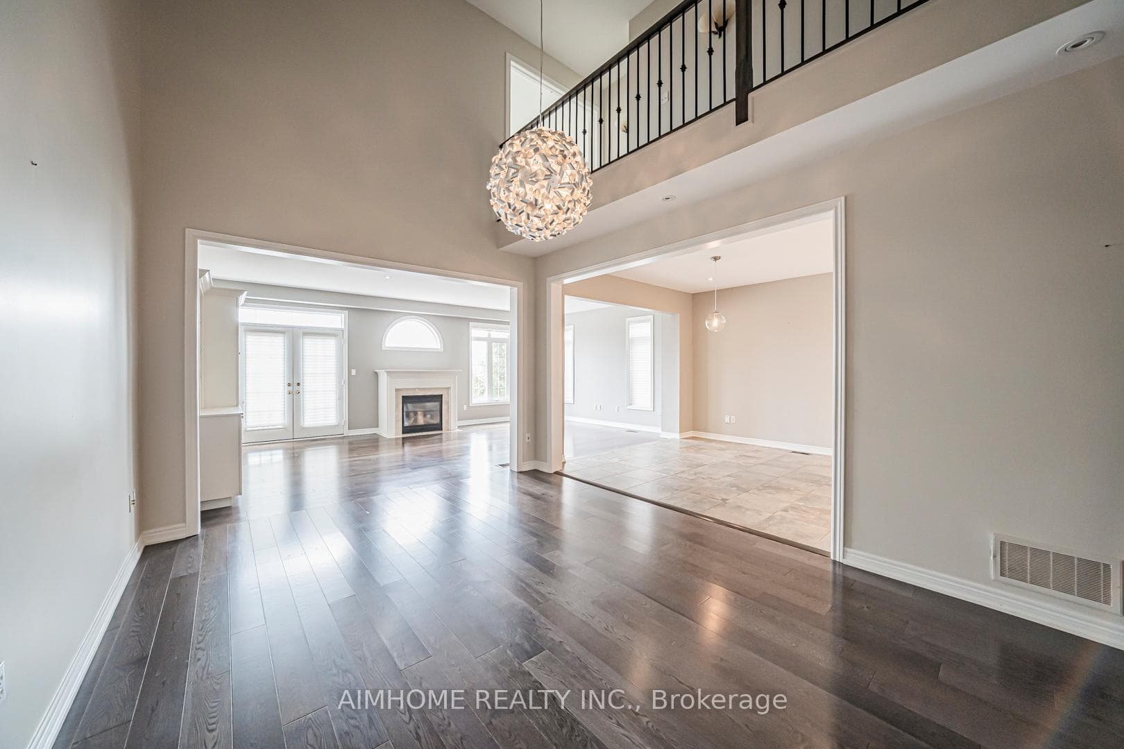 1132 Woodington Lane photo 2