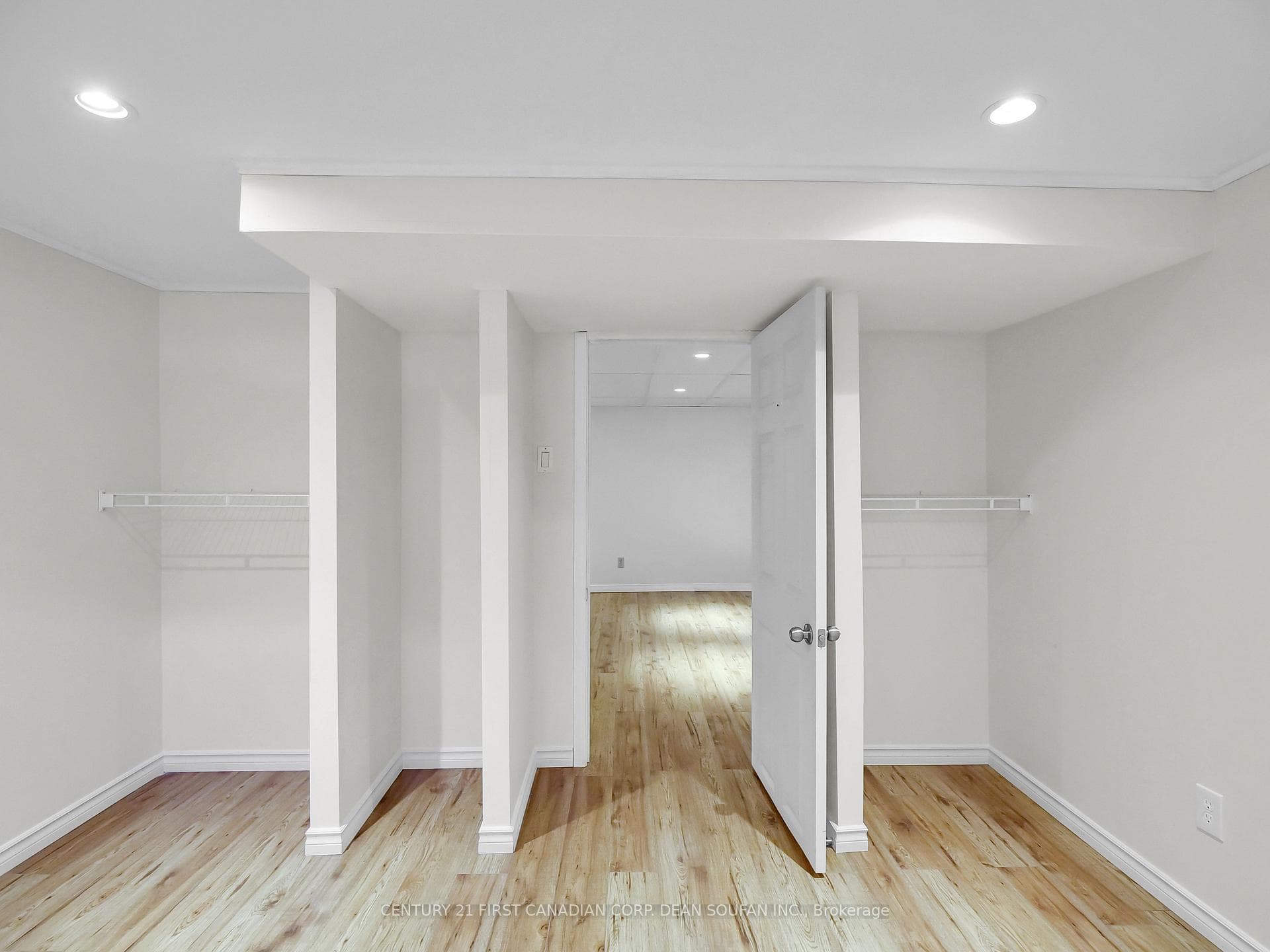 22 Alayne Crescent photo 34