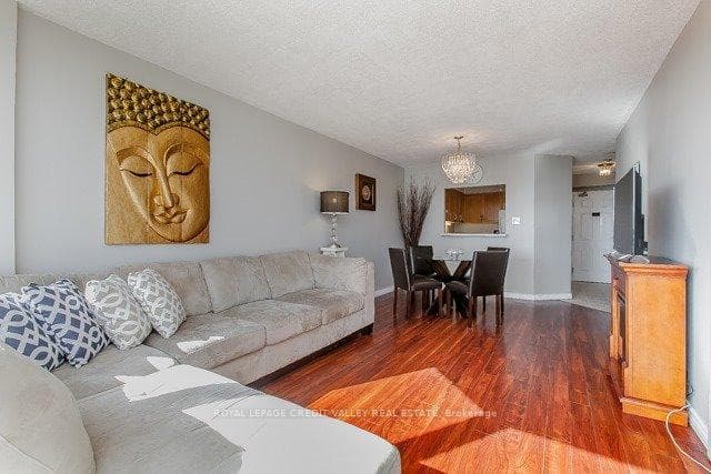 1270 Maple Crossing Boulevard Unit 704 photo 15