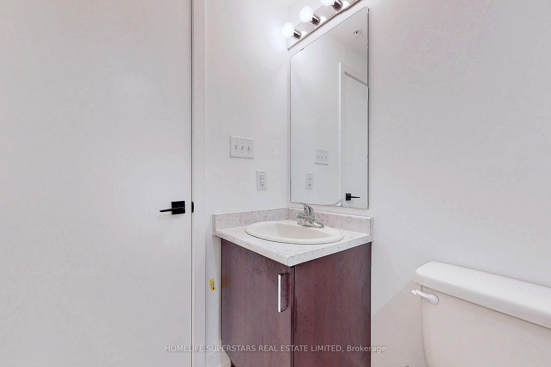 4 Spice Way Unit 207 photo 25