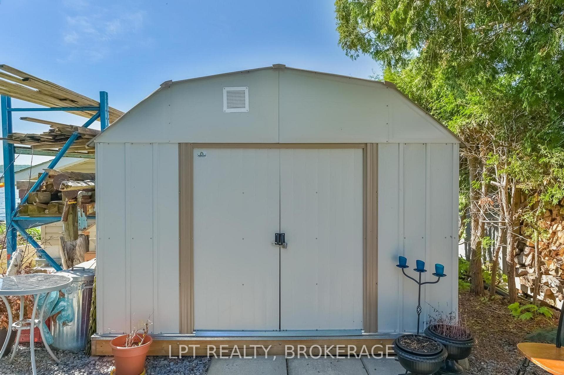 Shed