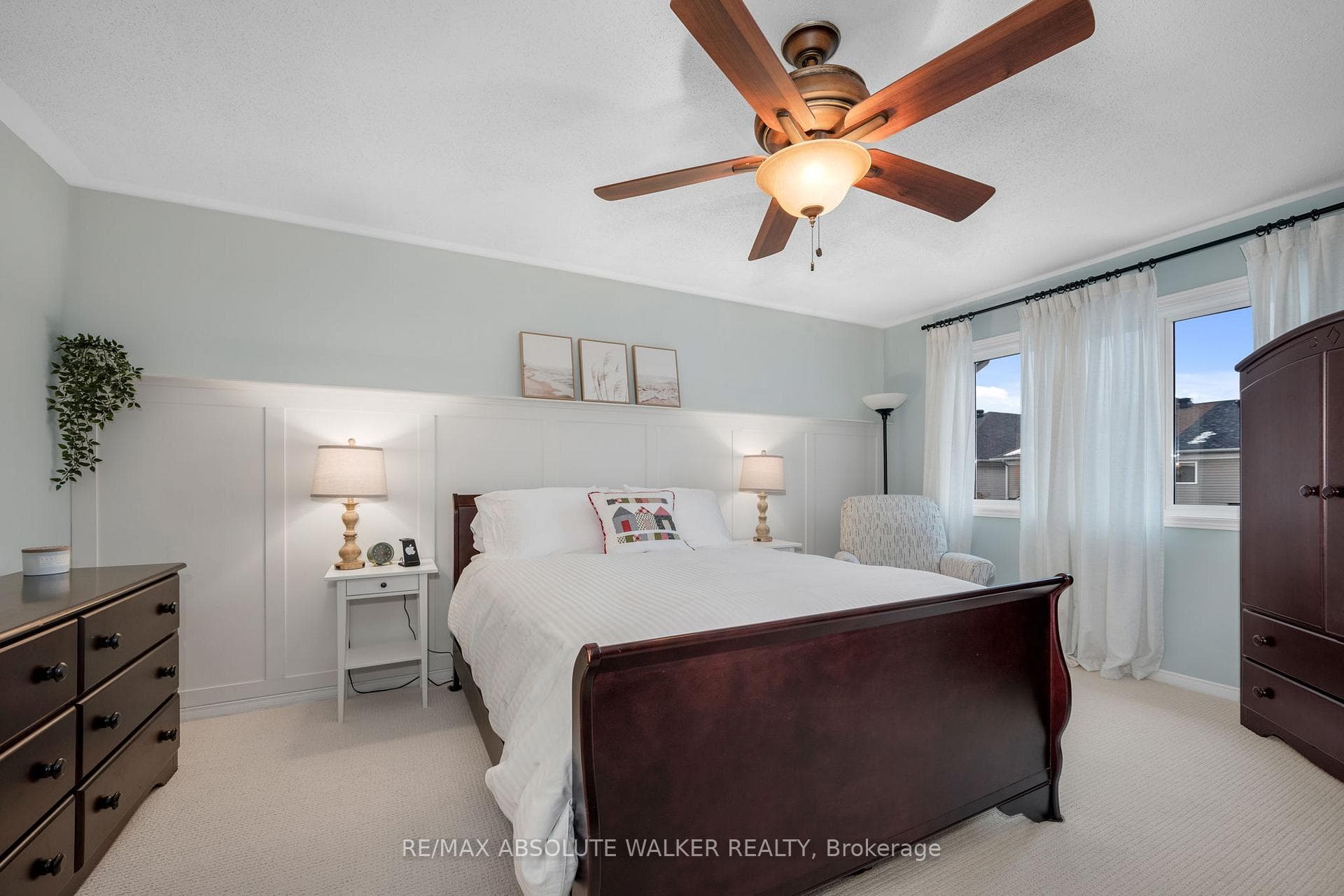 713 Carmella Crescent photo 28