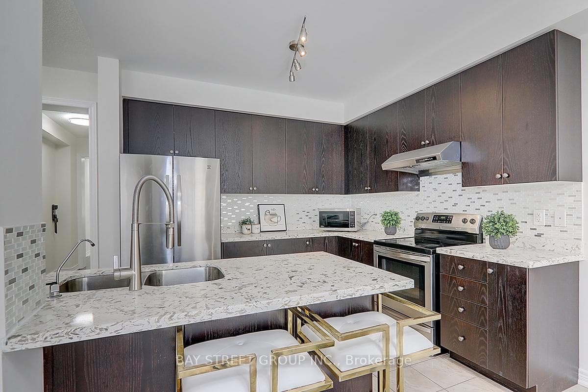 18 Begonia Street photo 13