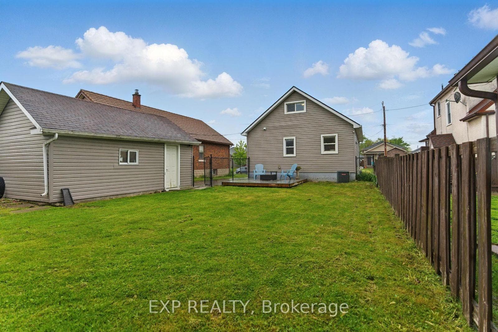 104 SCHOLFIELD Avenue photo 16