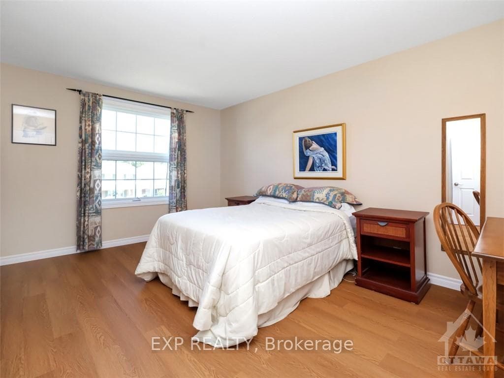3338 SOUTHGATE Road photo 15