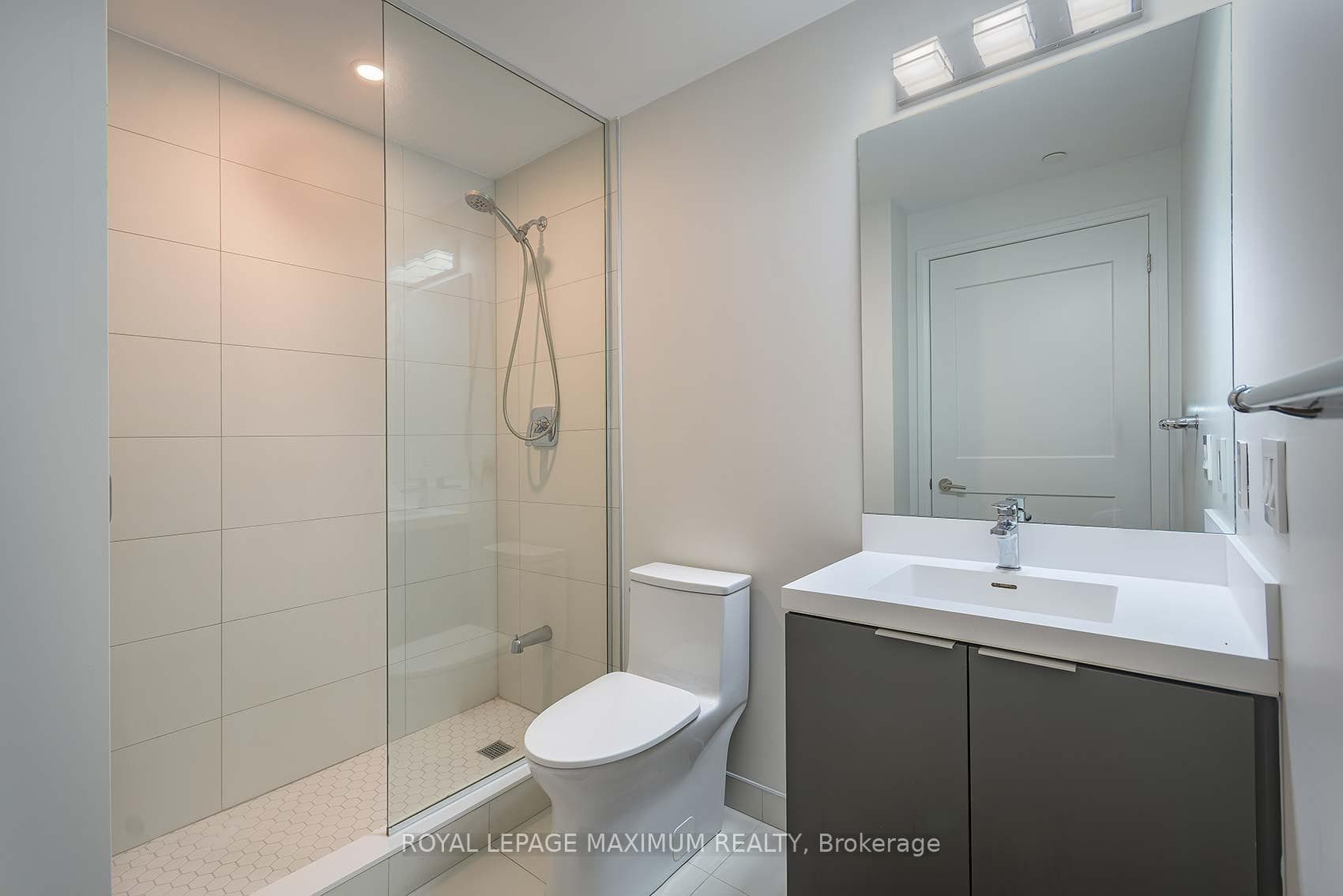 50 Dunfield Avenue Unit 1018 photo 16