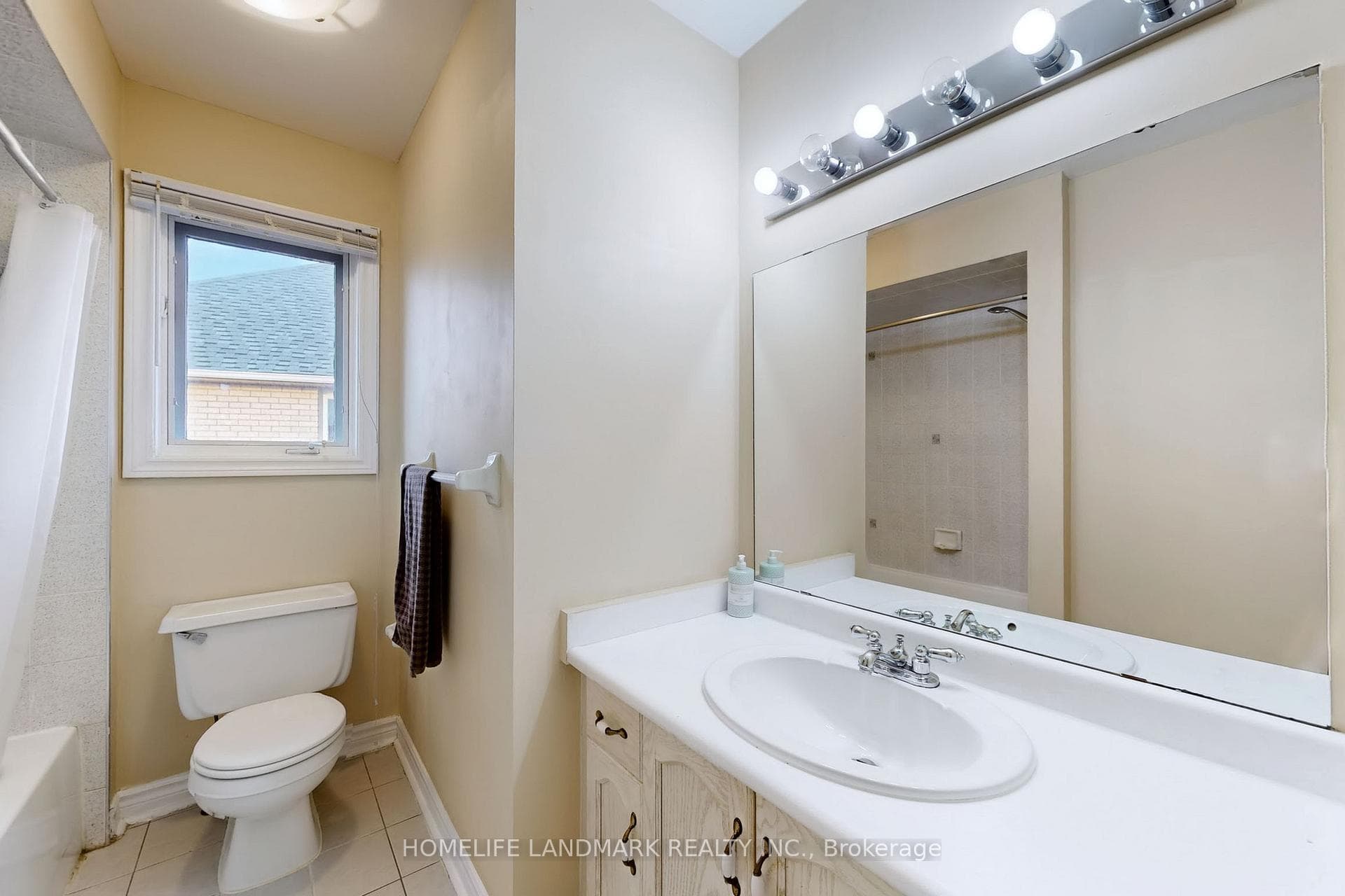 64 Alderbury Drive photo 28