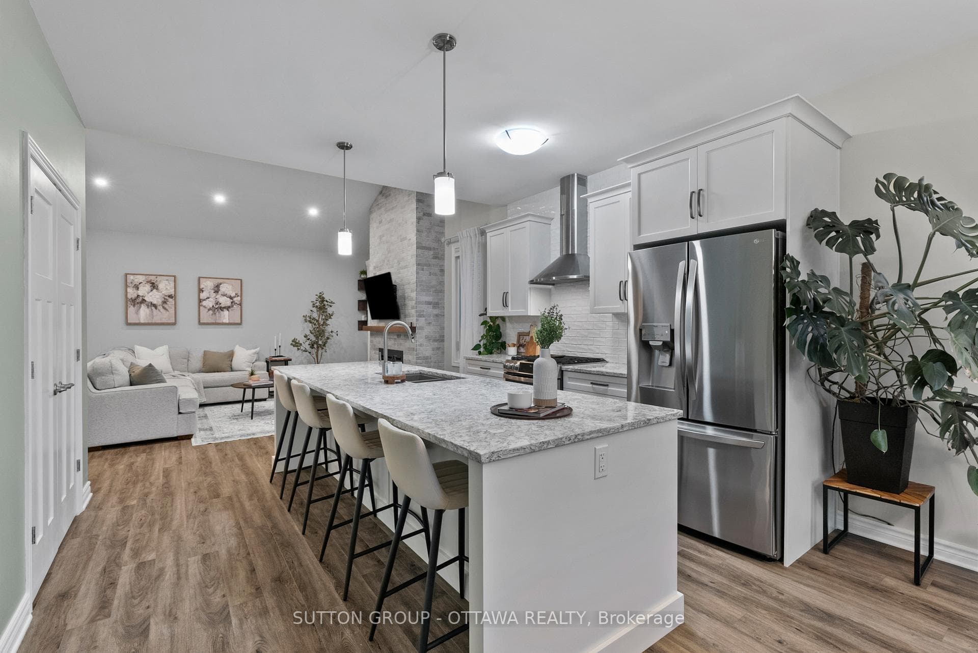 861 Reaume Street photo 18