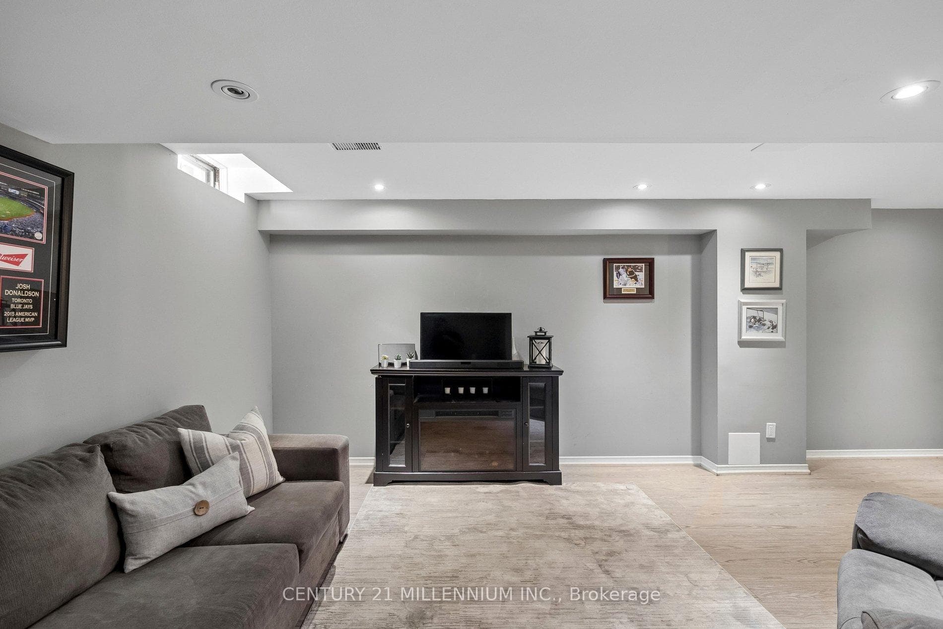 116 Woodroof Crescent photo 41